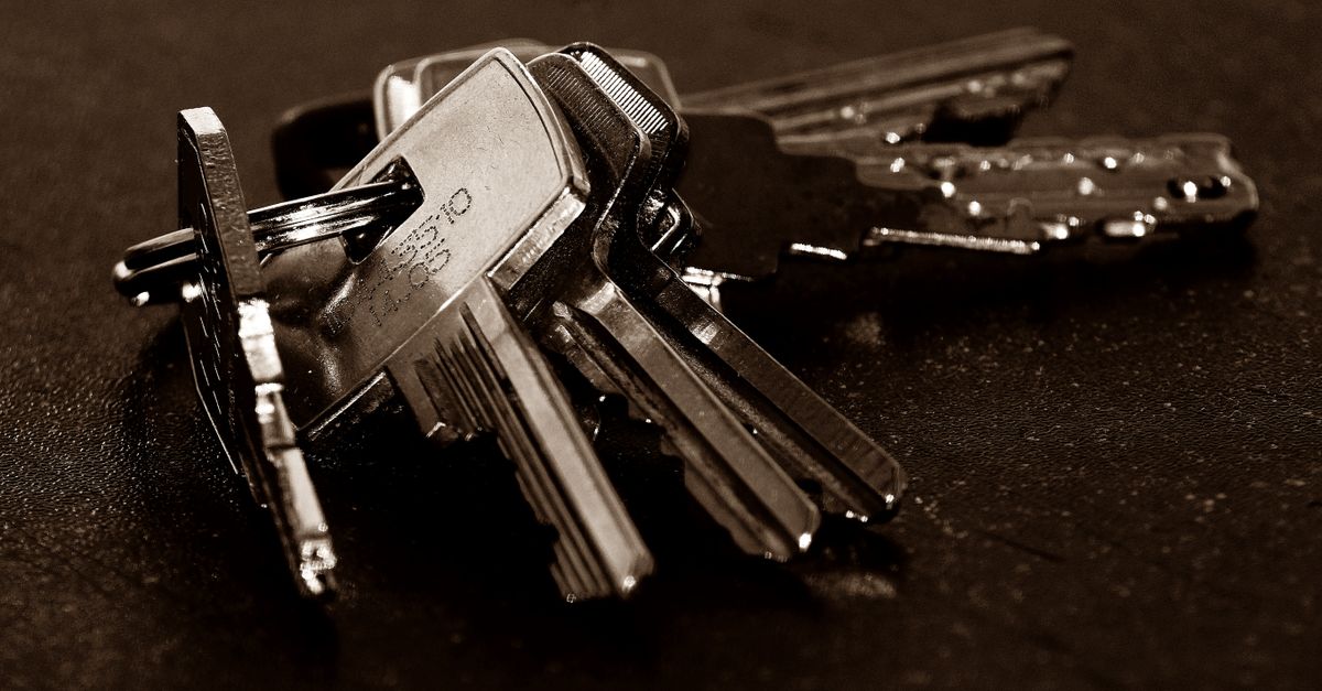 Landlords: Should You Rekey or Replace Locks Between Rutherford Tenants? — Rutherford Locksmith Inc