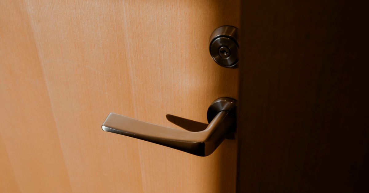 House Lockout Service — Rutherford Locksmith Inc