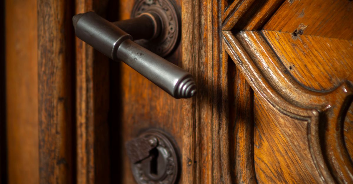 door lock — Rutherford Locksmith Inc